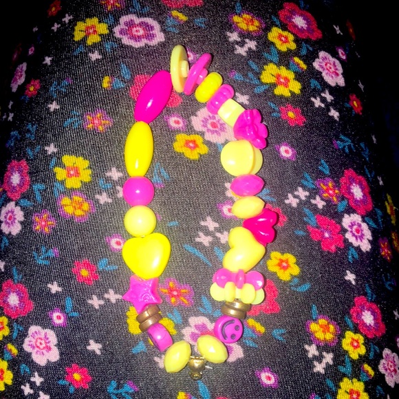 The pink and yellow sun kiss🎀 - Picture 4 of 4